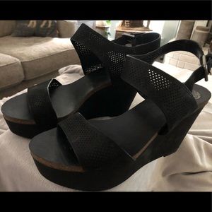 Women’s dress shoes